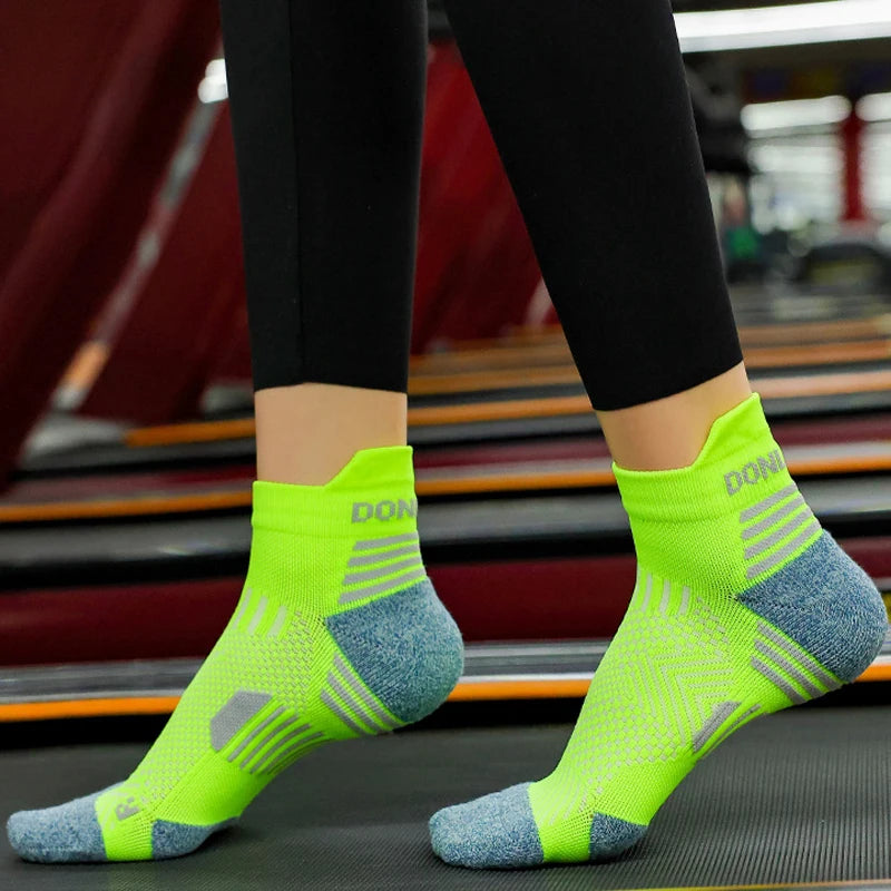 3 Pairs Marathon Socks Men Women Professional Sport Ankle Running Socks Thickened Cushioned Tube Low Cut Fitness Short Sock Mesh